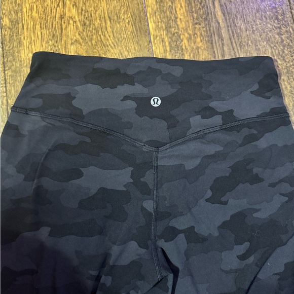 Lululemon Align Camo Joggers - Picture 4 of 5